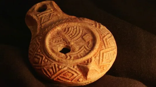 Svjetiljka je i nakon 17 stoljeća izvrsno očuvana, Foto: Israel Antiquities Authority